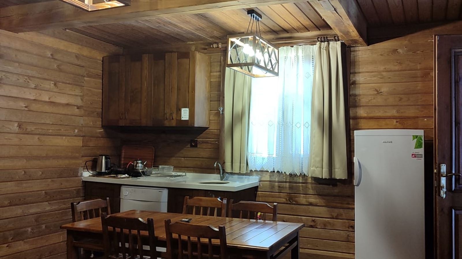 rooms-senior-forest-house