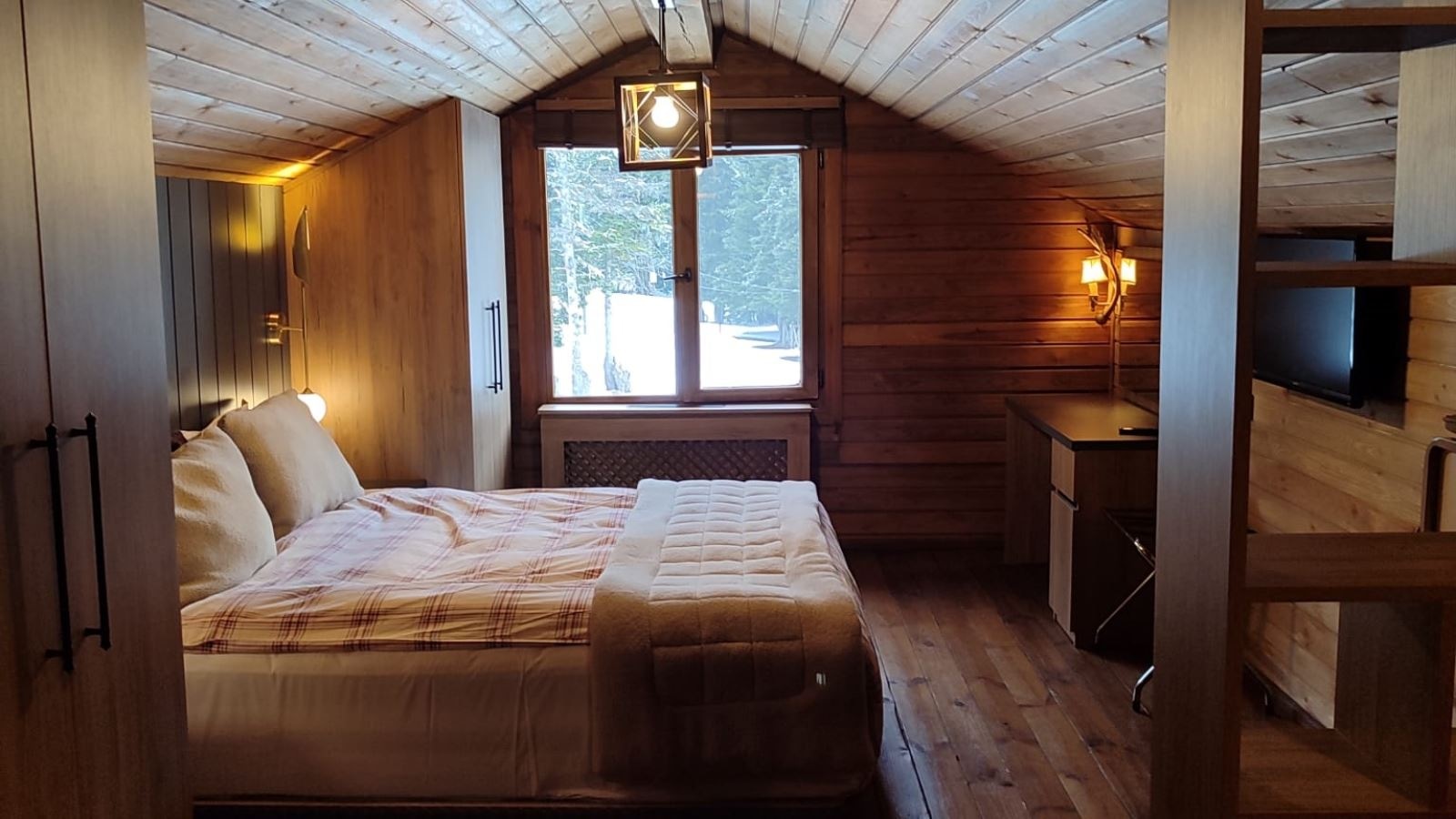 rooms-king-forest-house