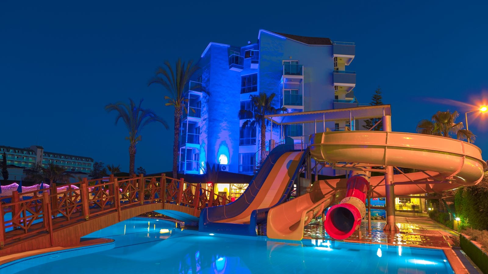 water-park-water-park