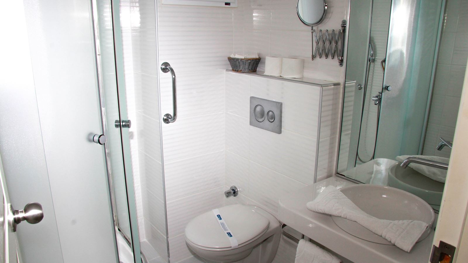 rooms-std-room-side-sea-view