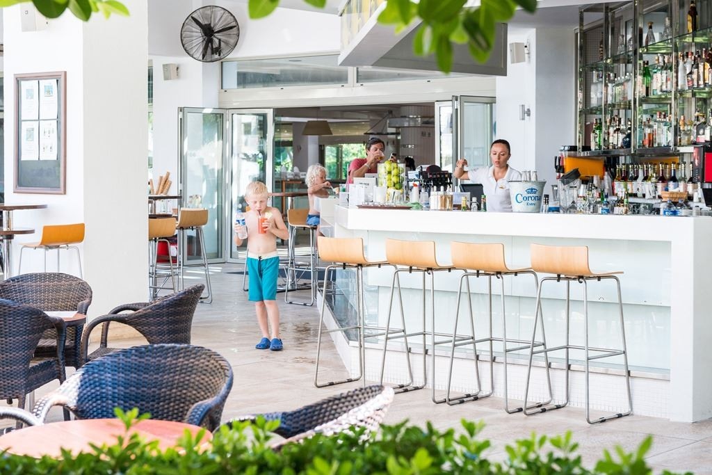 restaurants-lime-bar