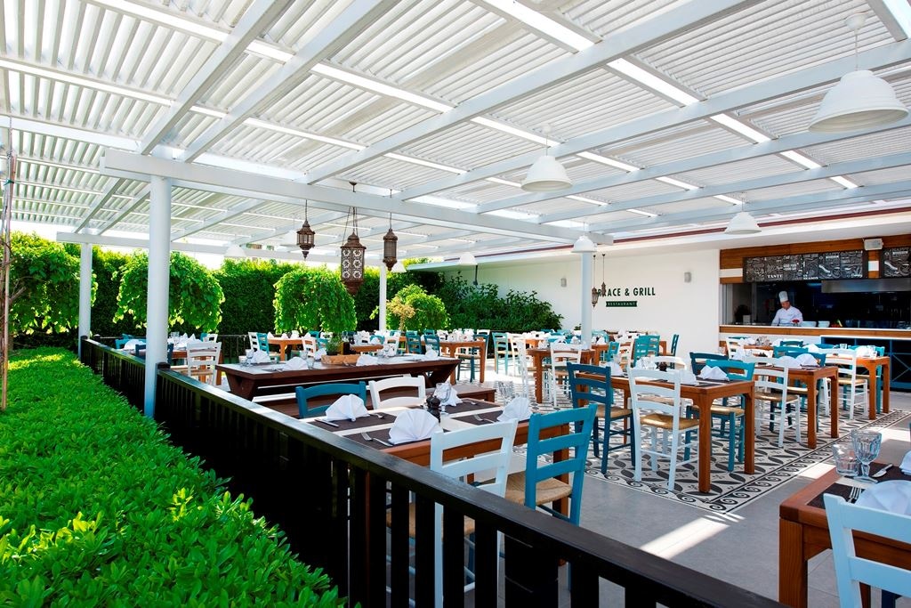 restaurants-terrace-grill