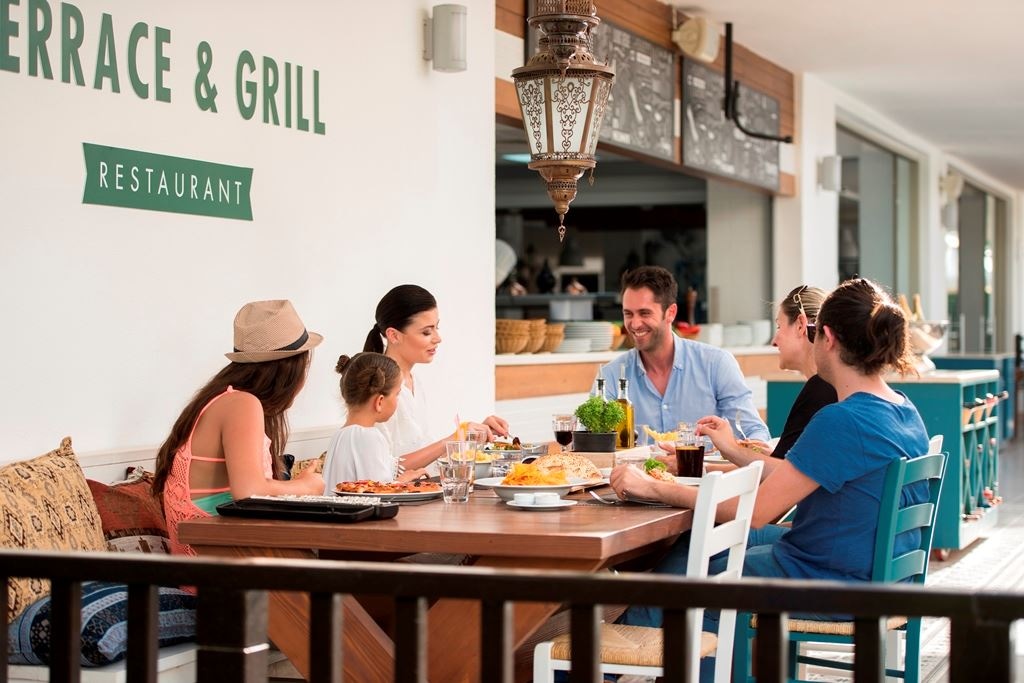 restaurants-terrace-grill
