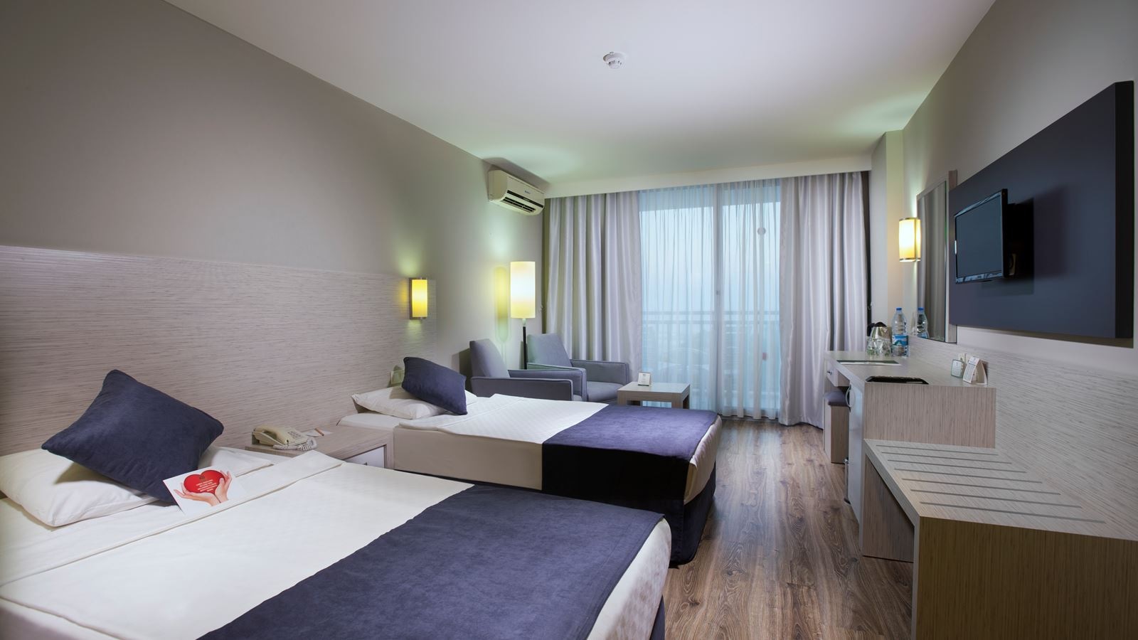 rooms-standard-land-view