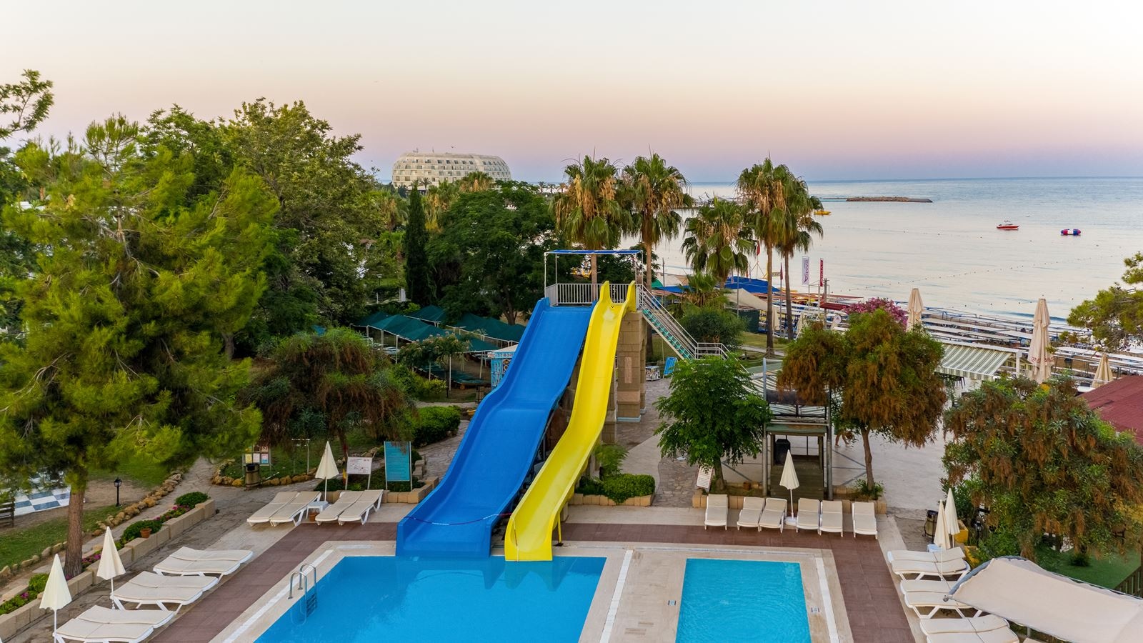 water-park-water-park