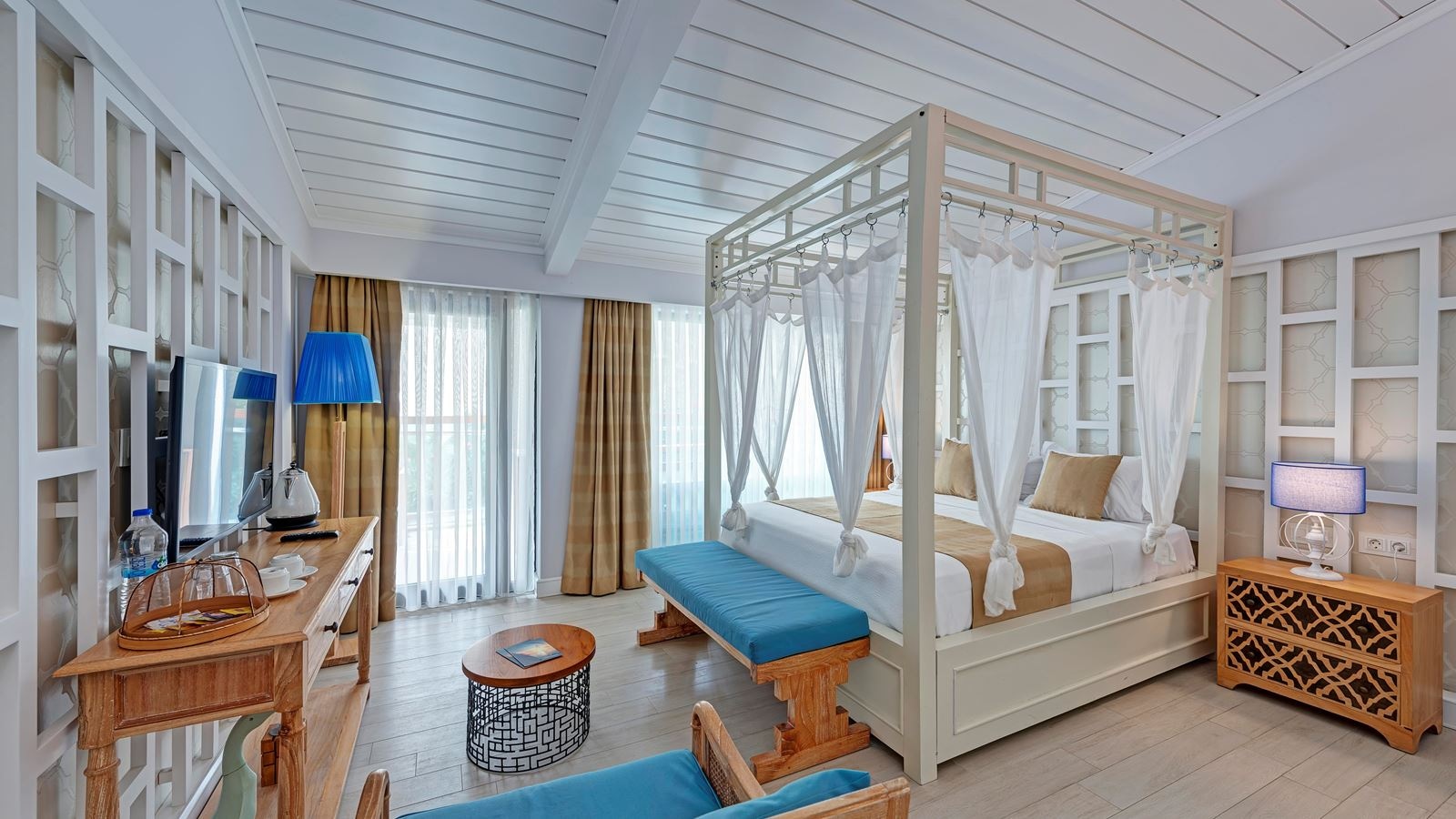 rooms-standard-room-sea-side-view