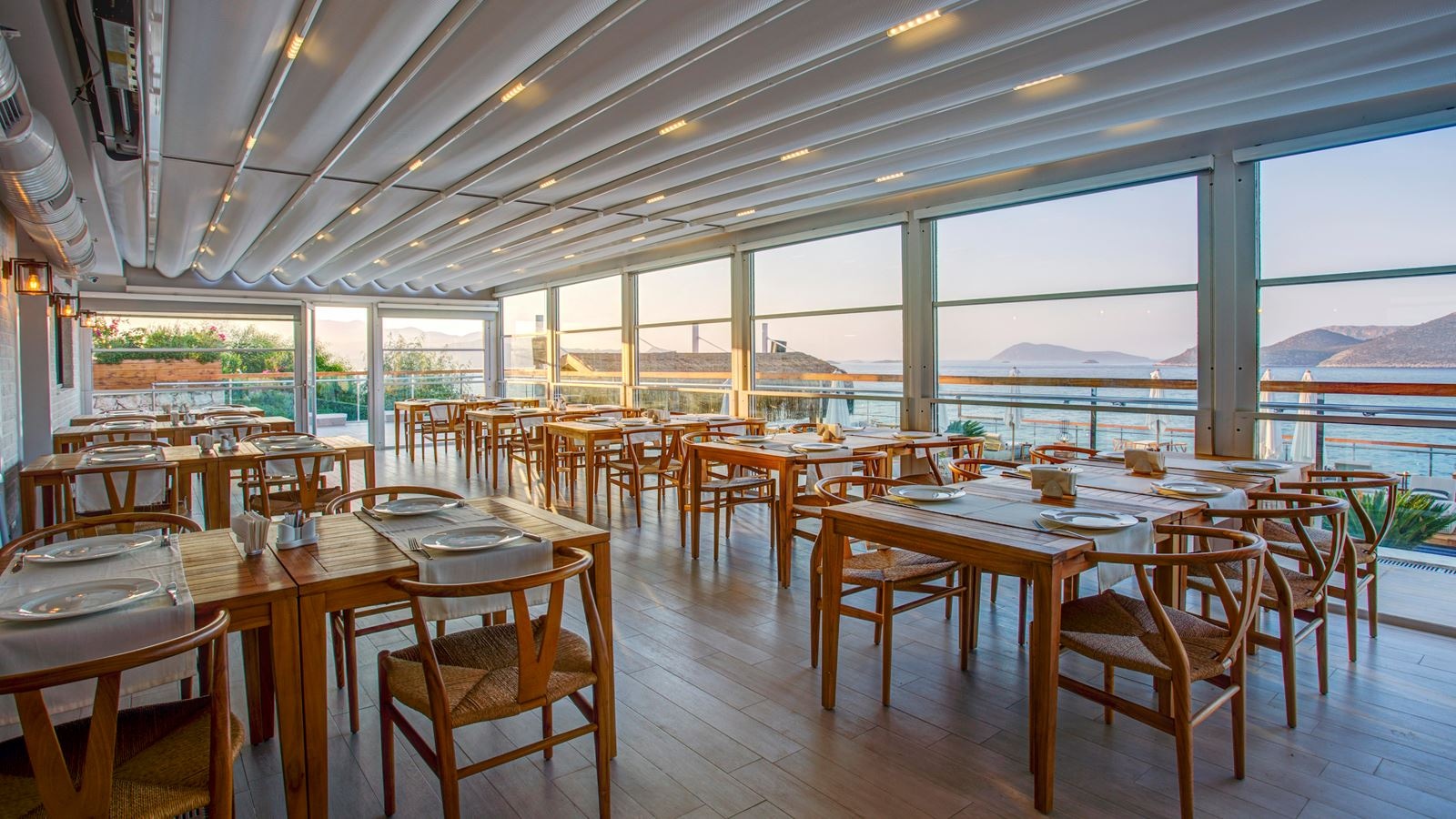 restaurants-meis-hotel-ala-carte-restaurant