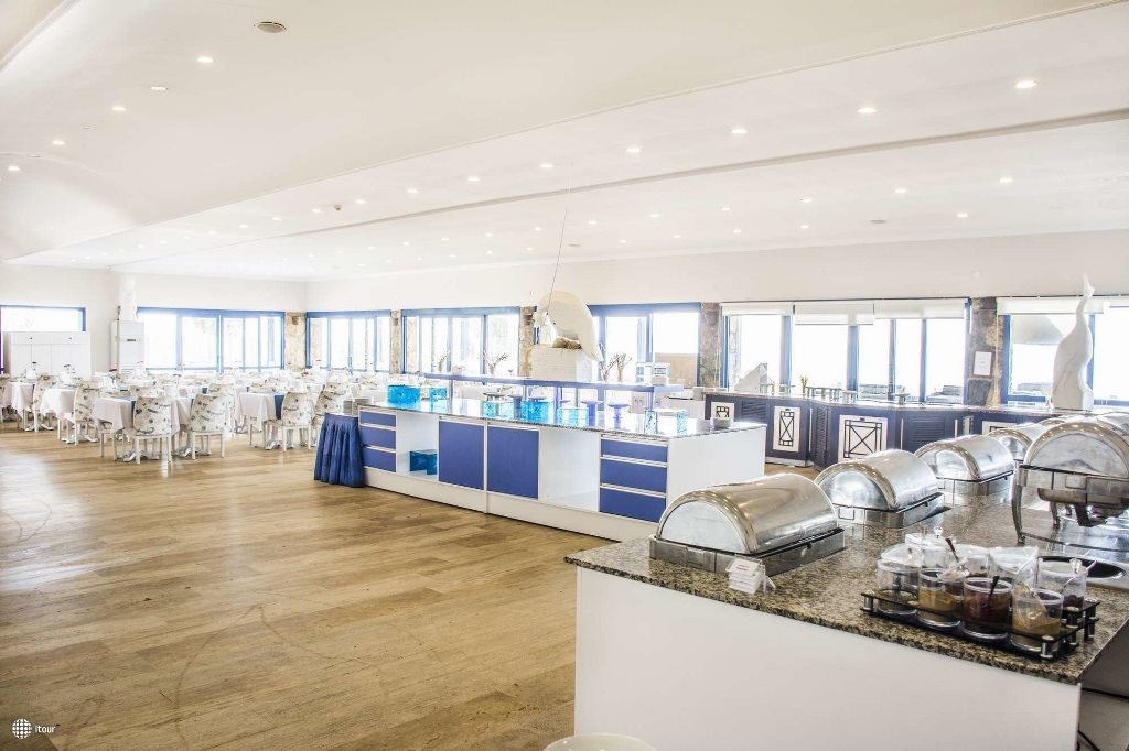 restaurants-restaurant