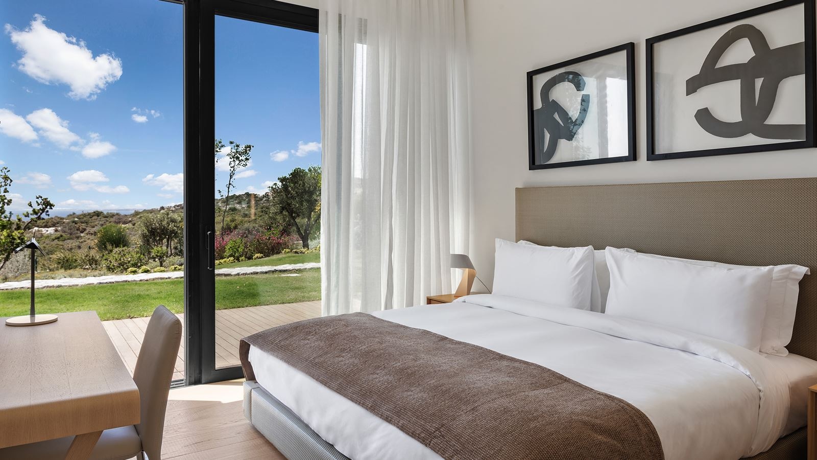 rooms-3-bedroom-pool-residence