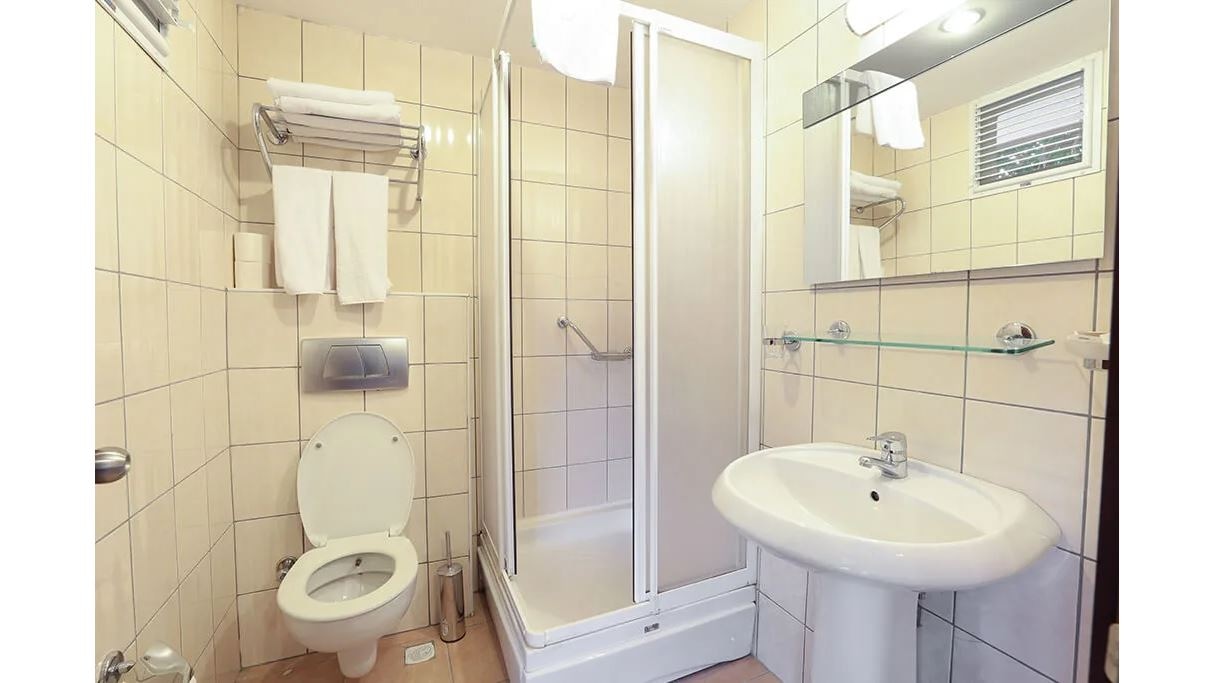 rooms-annex-standard-room