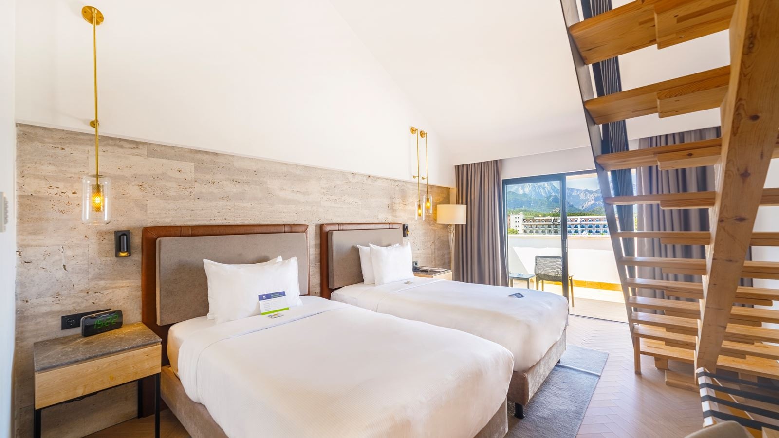 rooms-family-duplex-land-view