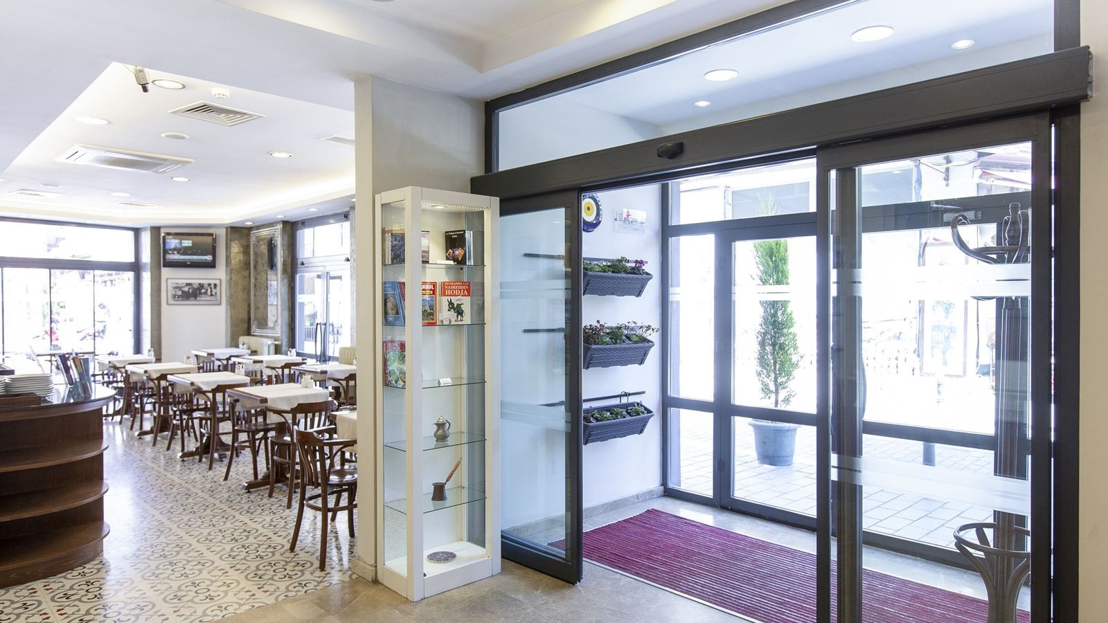 general-main-building