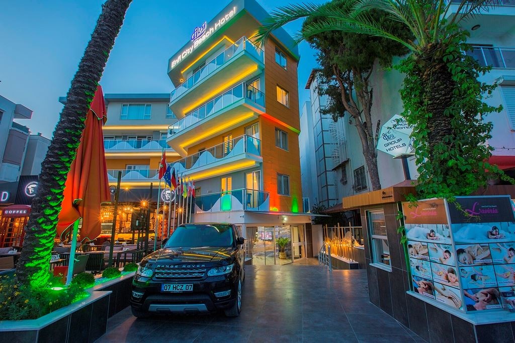 general-main-building