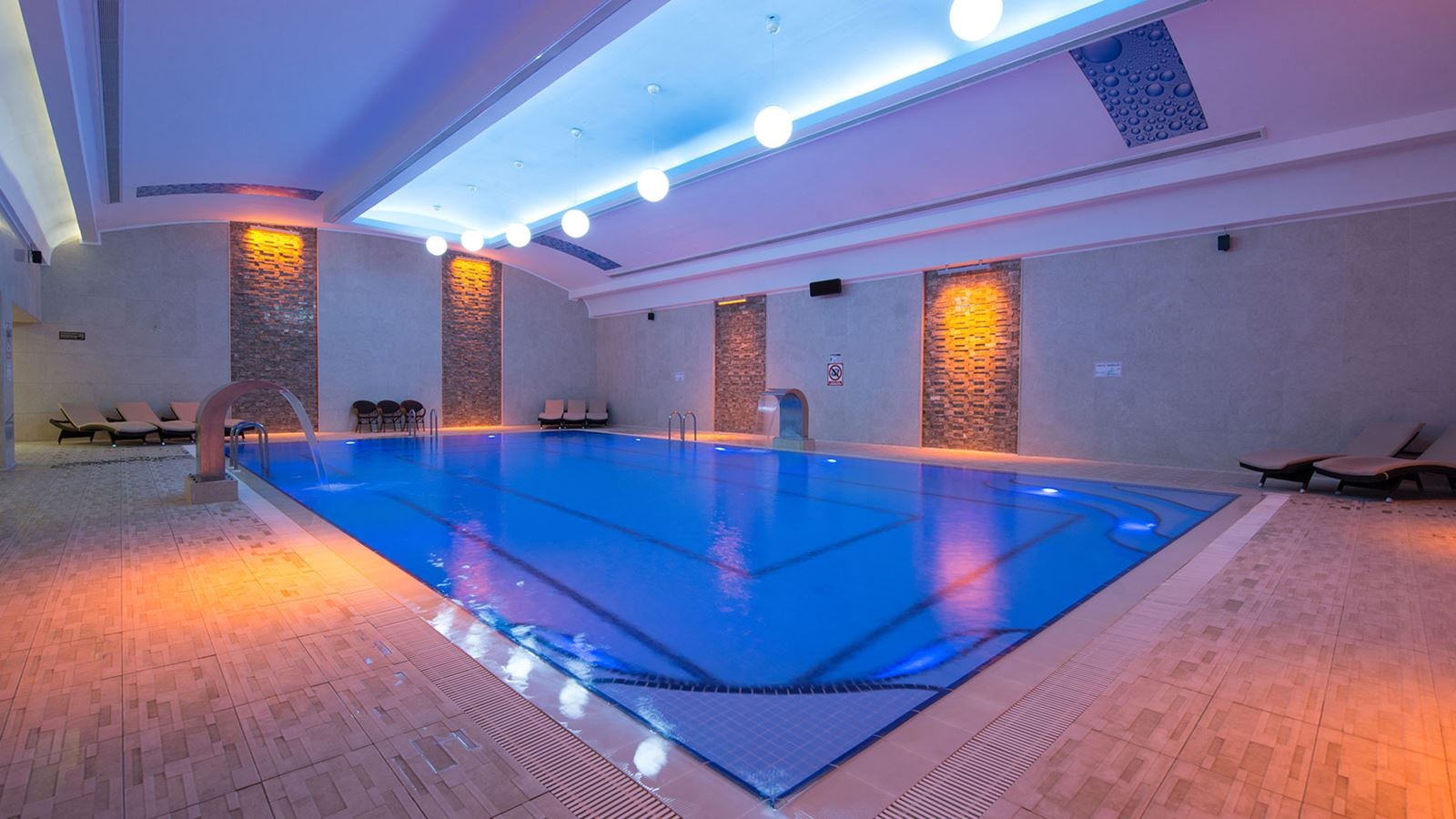 pools-indoor-pool
