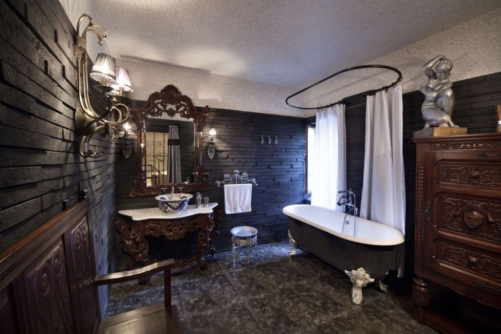 rooms-signature-suits