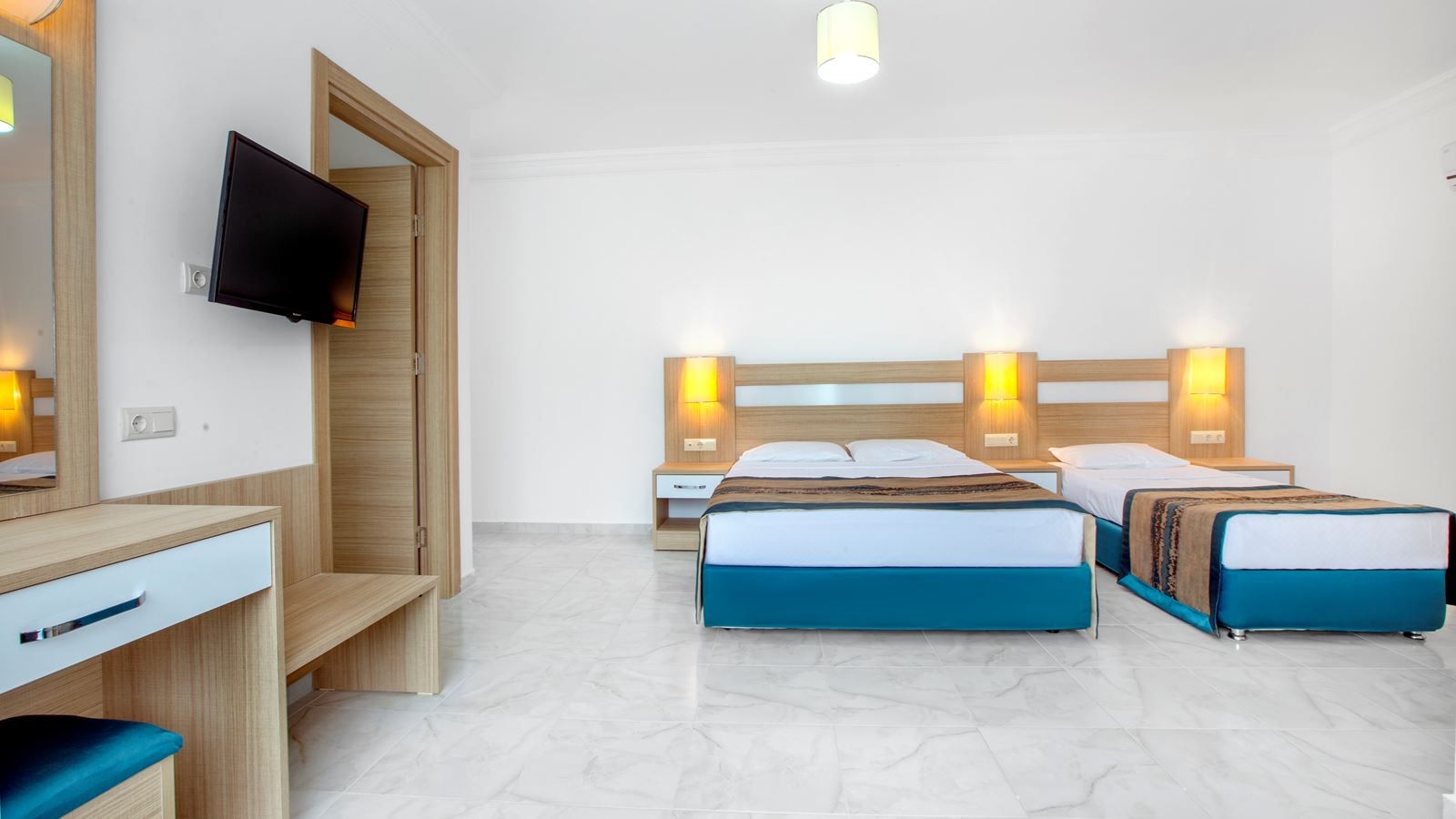 rooms-family-room-2-bedrooms