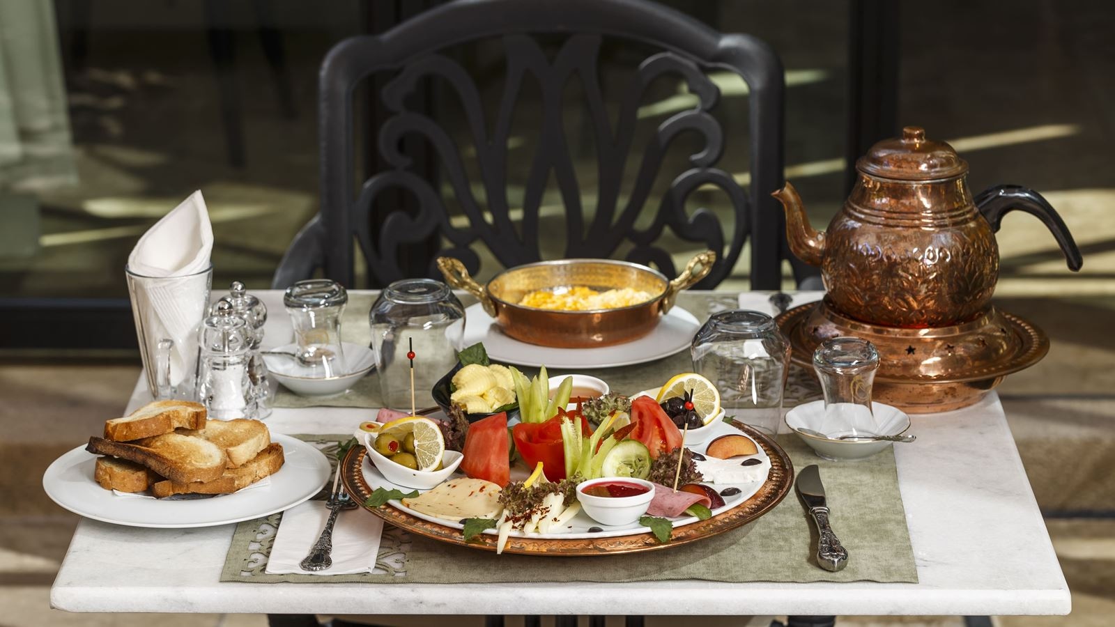 restaurants-main-restourant