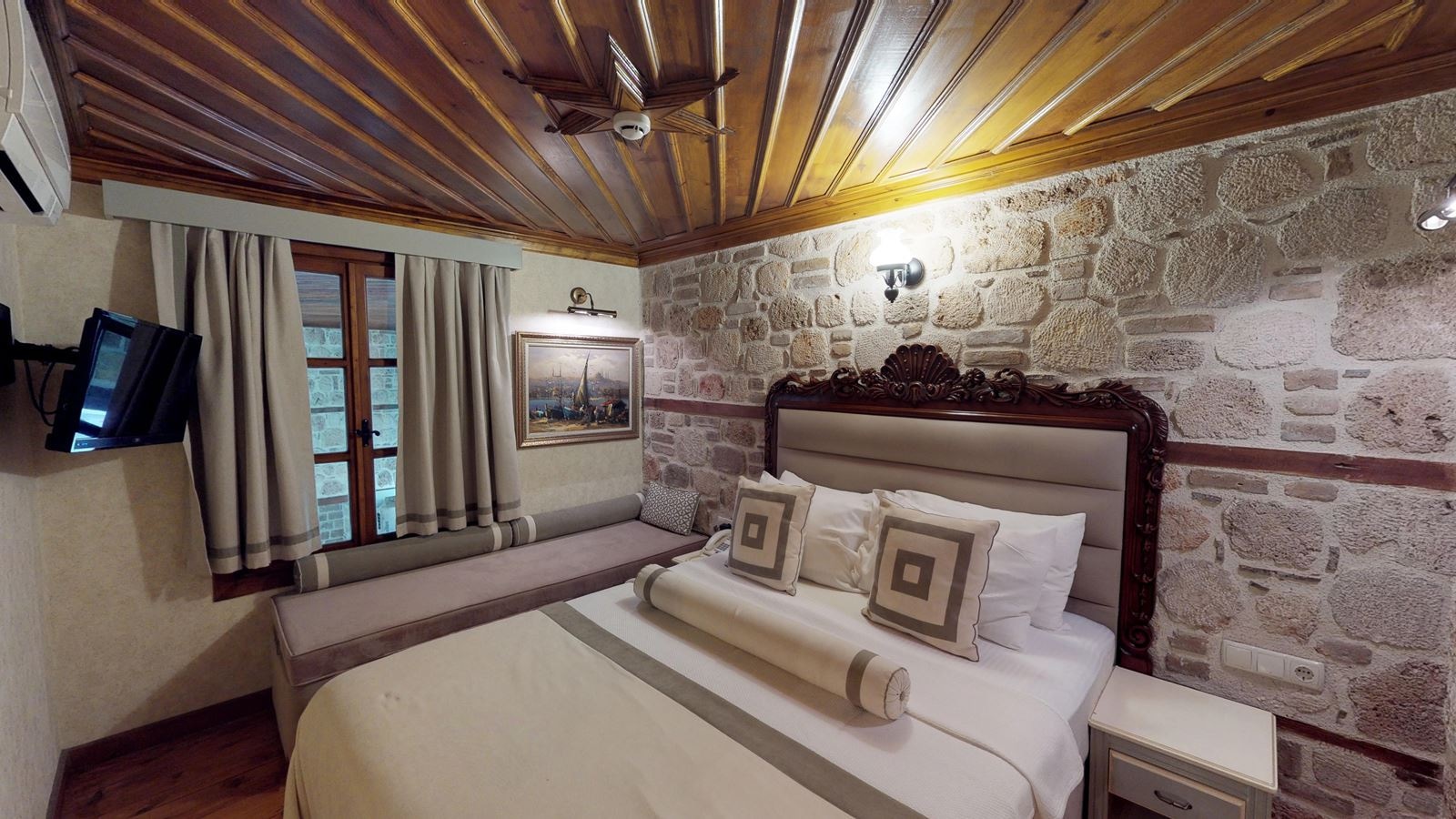 rooms-superior-dbl-room