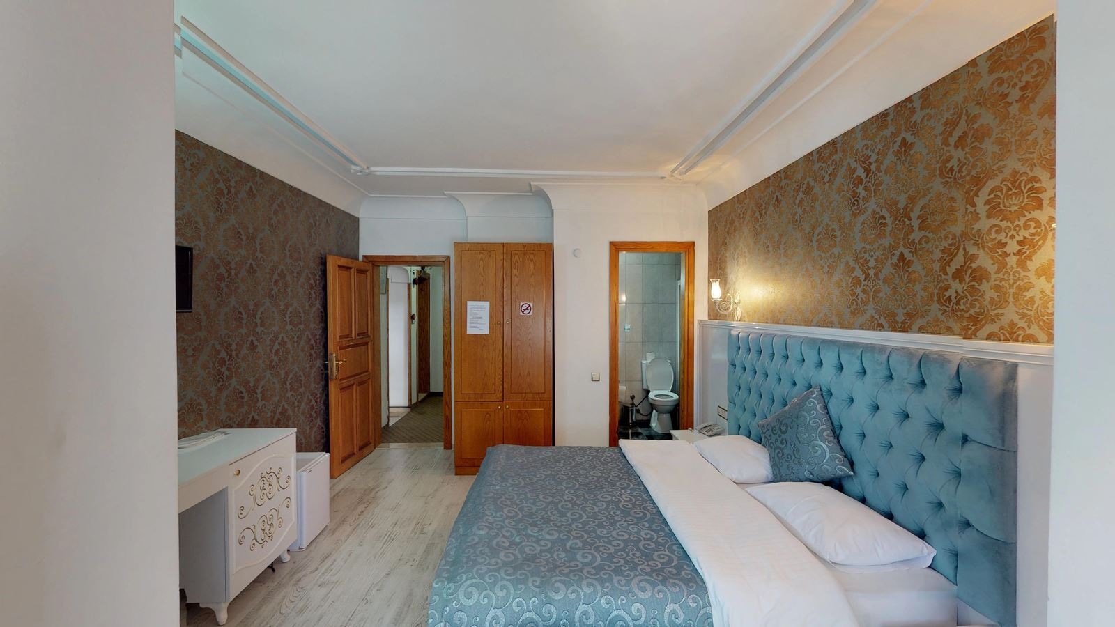 rooms-economy-room