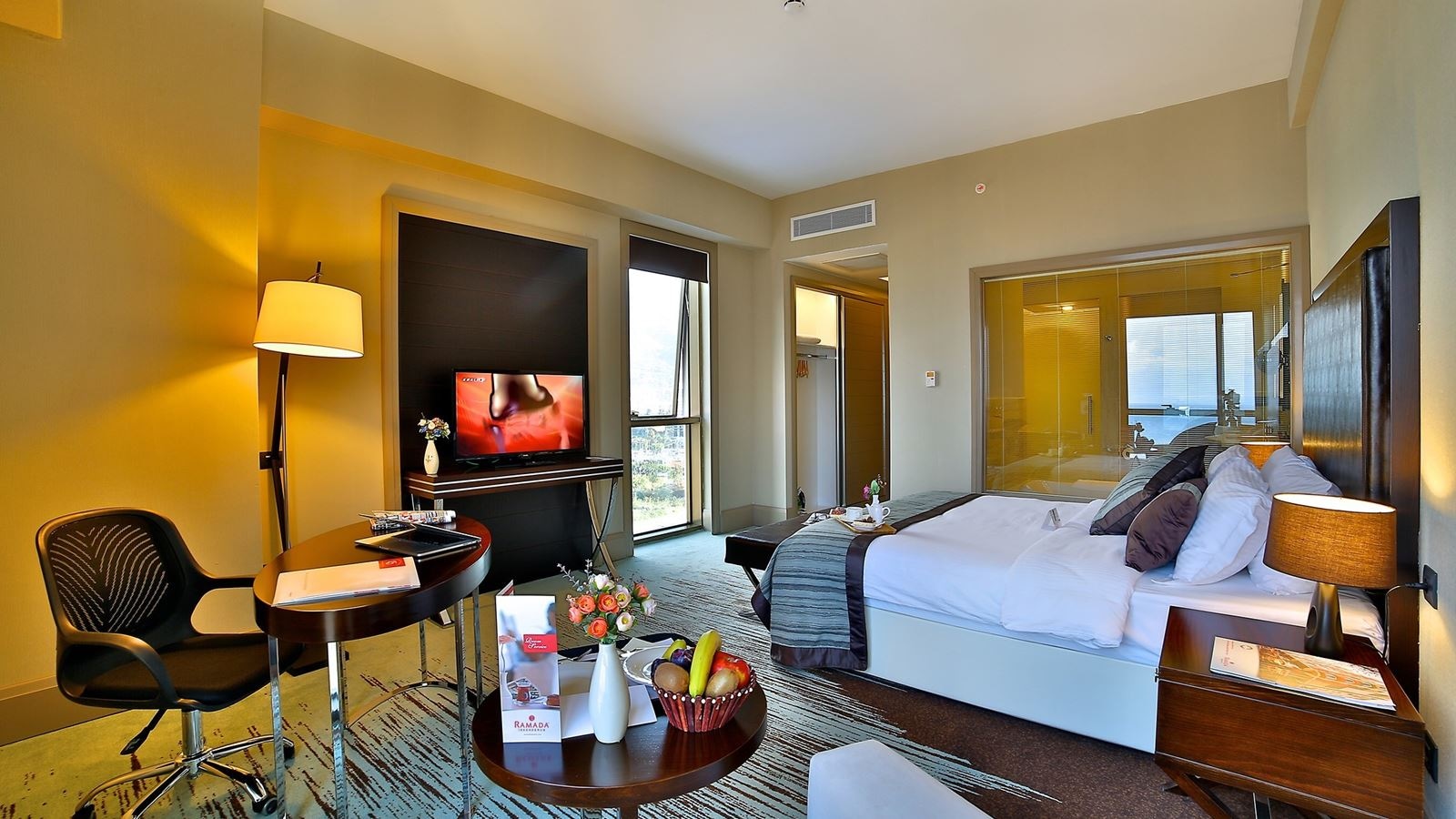 rooms-deluxe-business