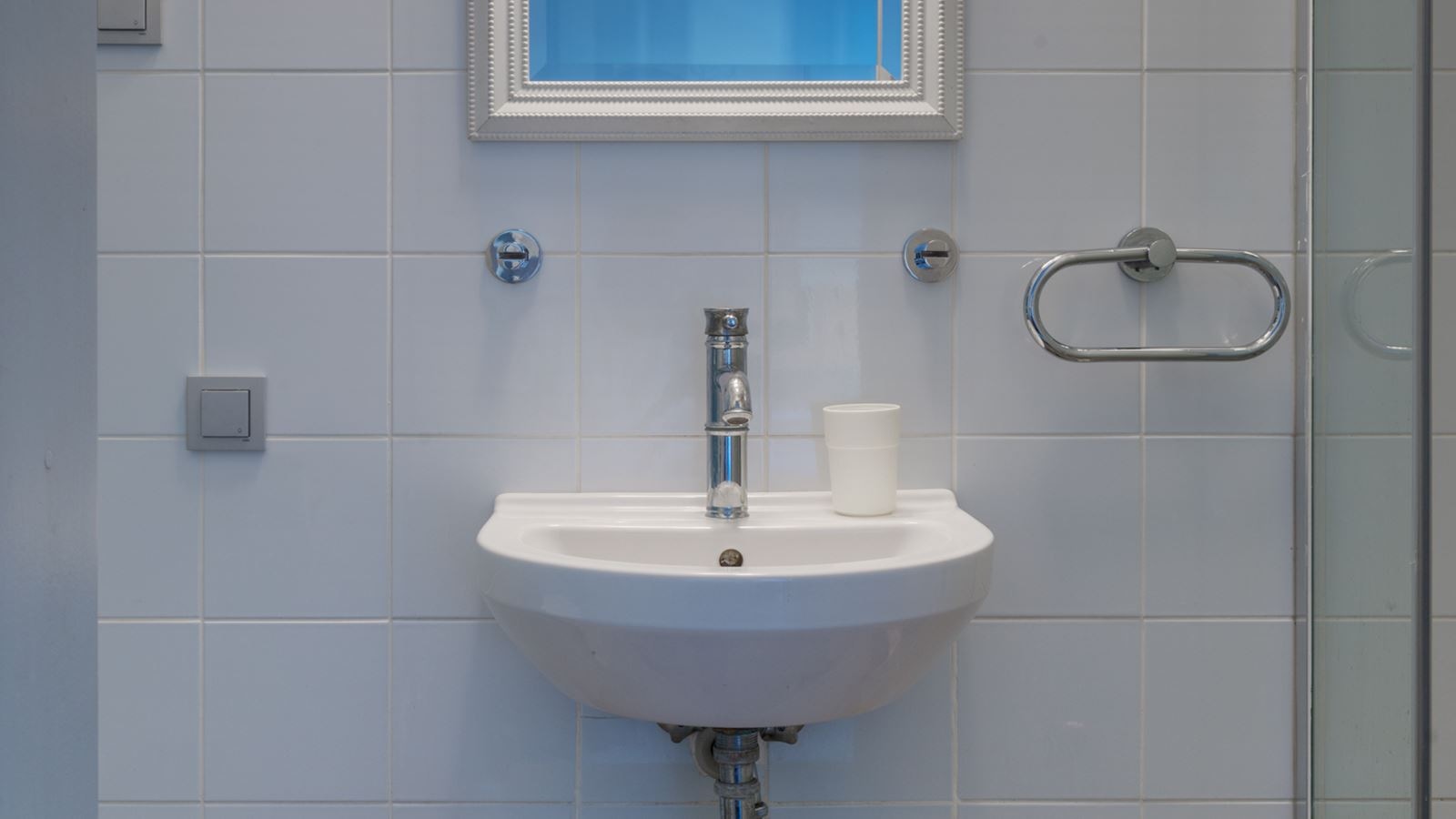 rooms-standard-room-without-balcony