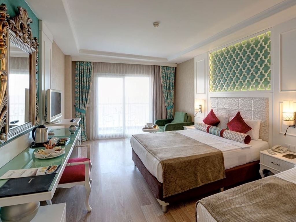 rooms-standart-plus-kara-manzarali