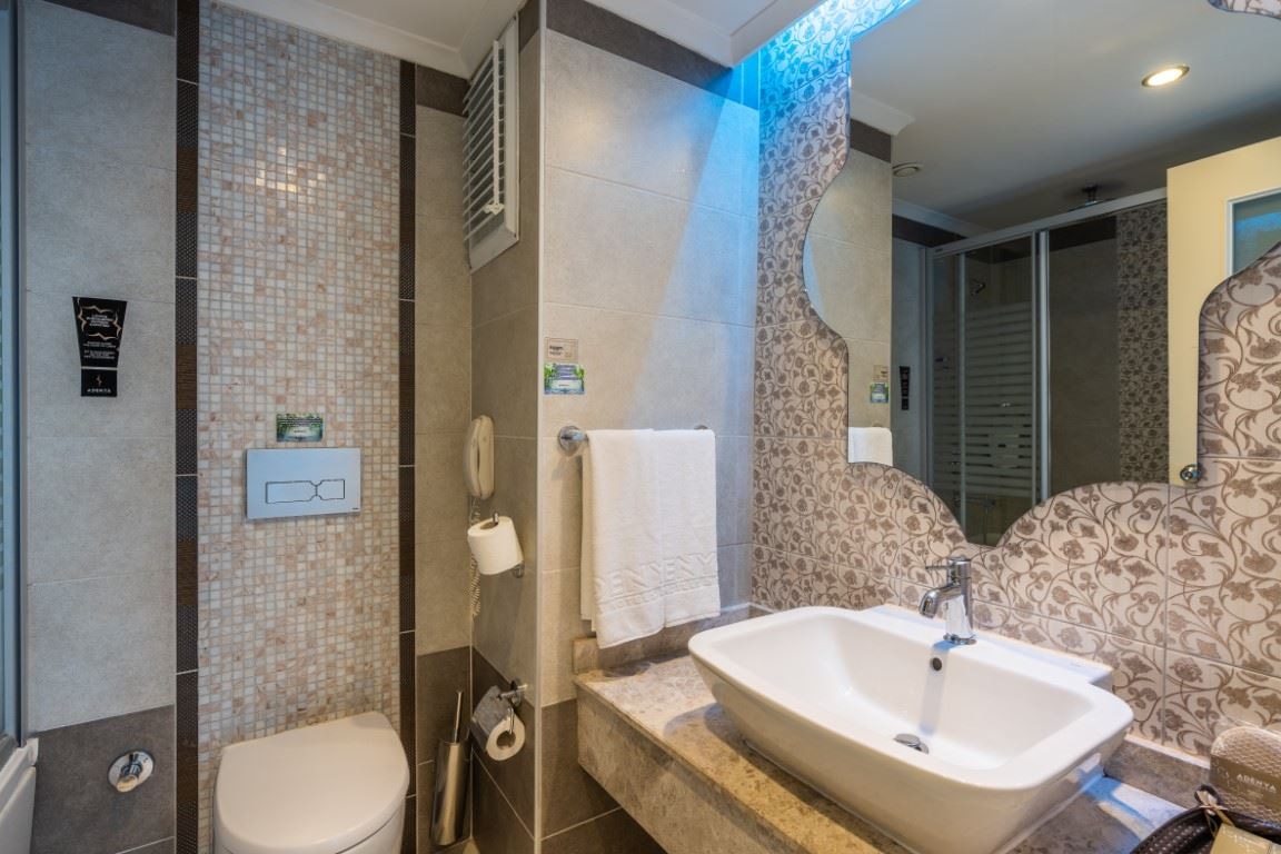 rooms-aile-odasi-deniz-manzarali