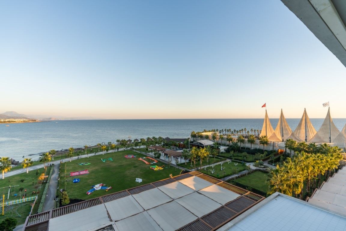 rooms-aile-odasi-deniz-manzarali