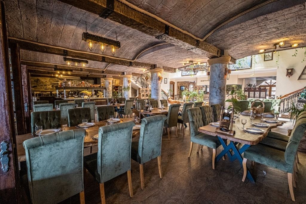 restaurants-ana-restoran