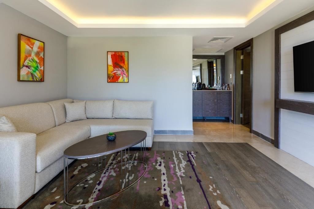 rooms-superior-suite