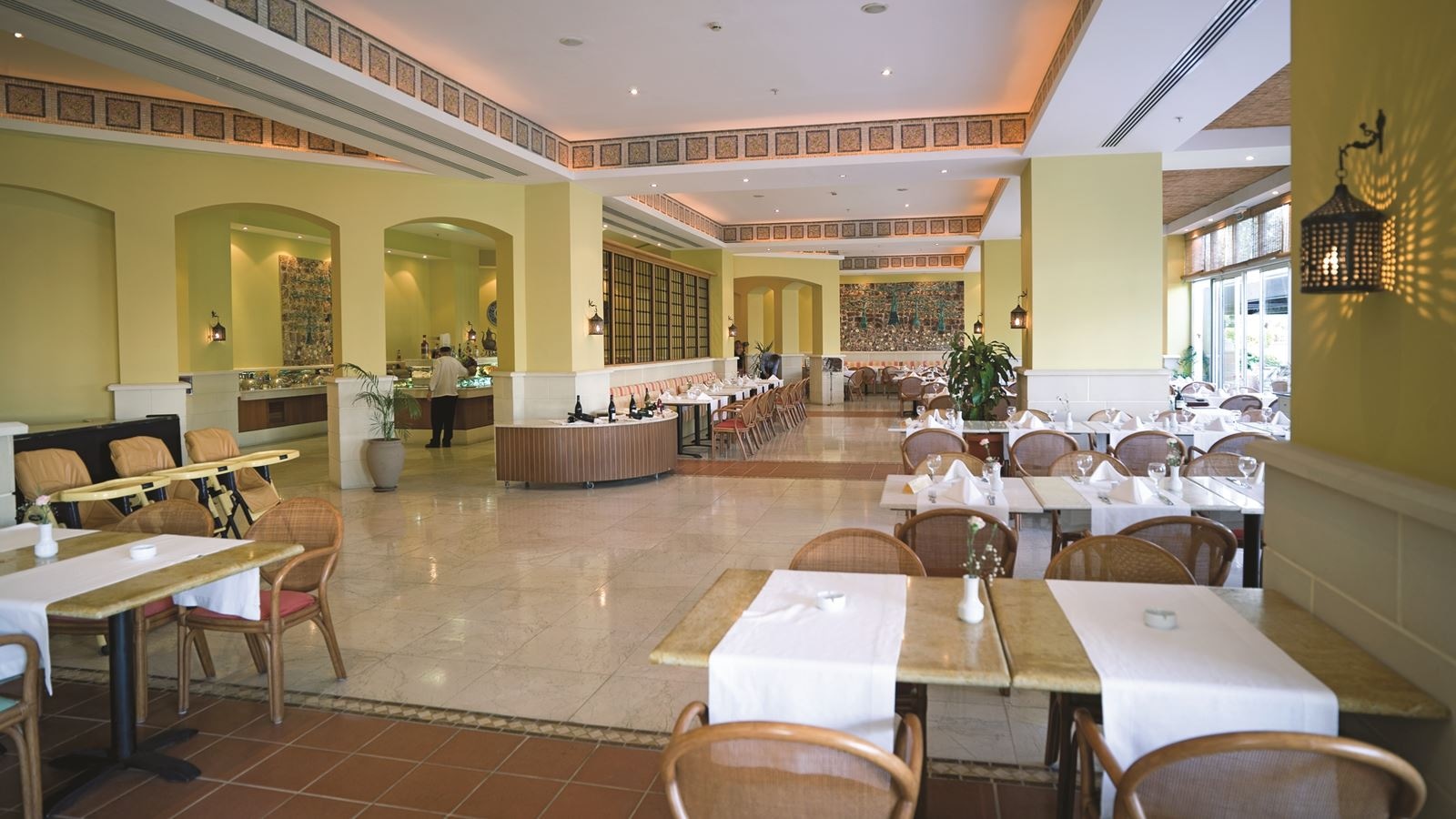 restaurants-main-restaurant