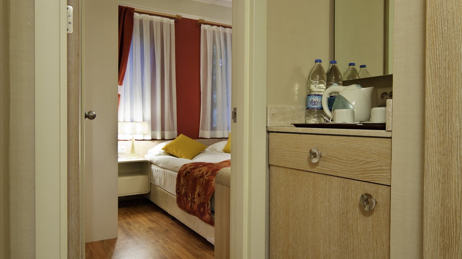 rooms-junior-family-room