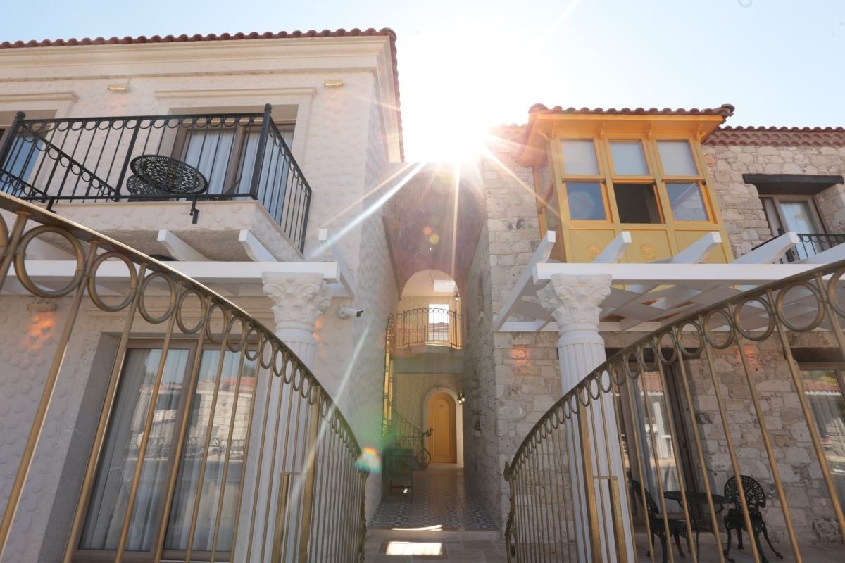 general-main-building