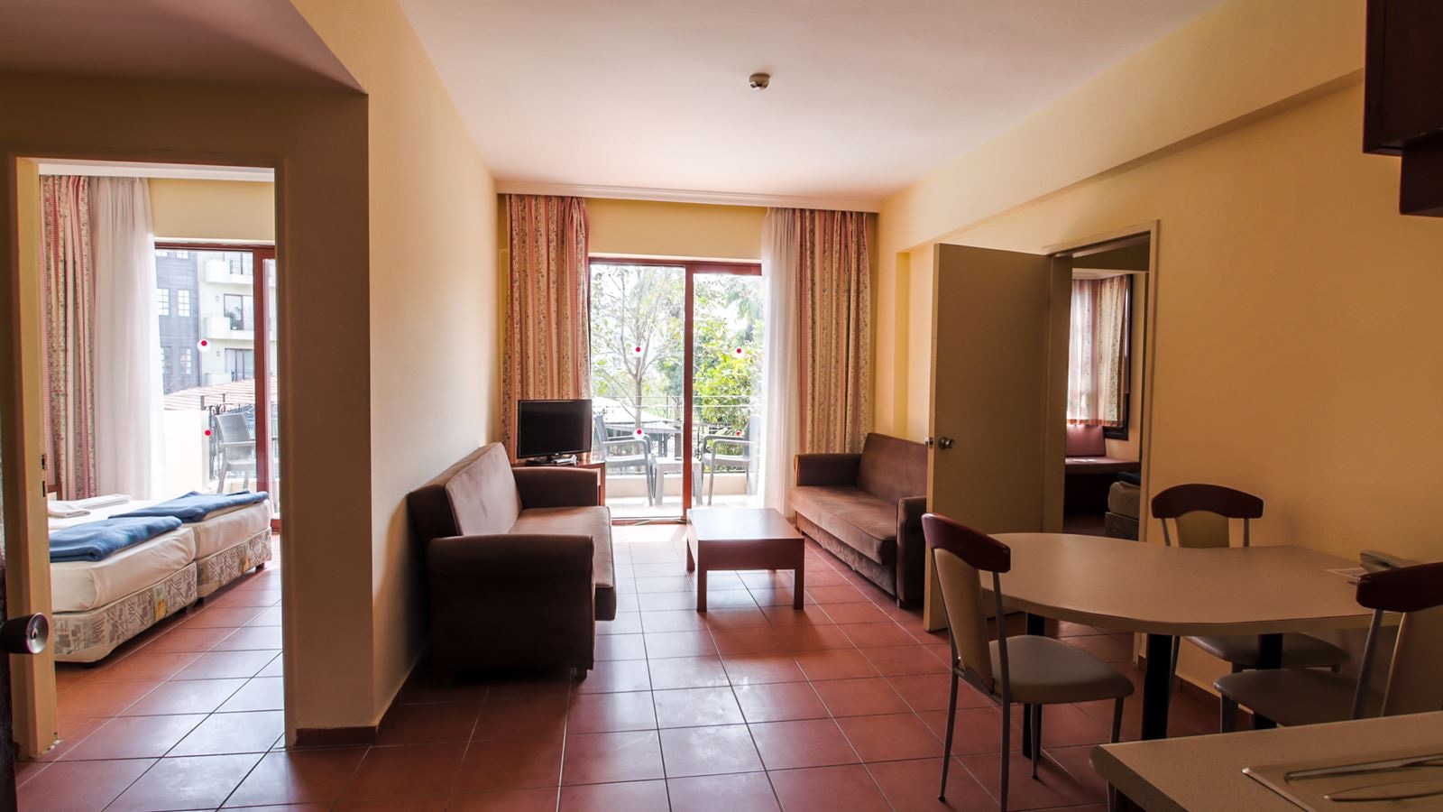 rooms-one-bedroom-apartment