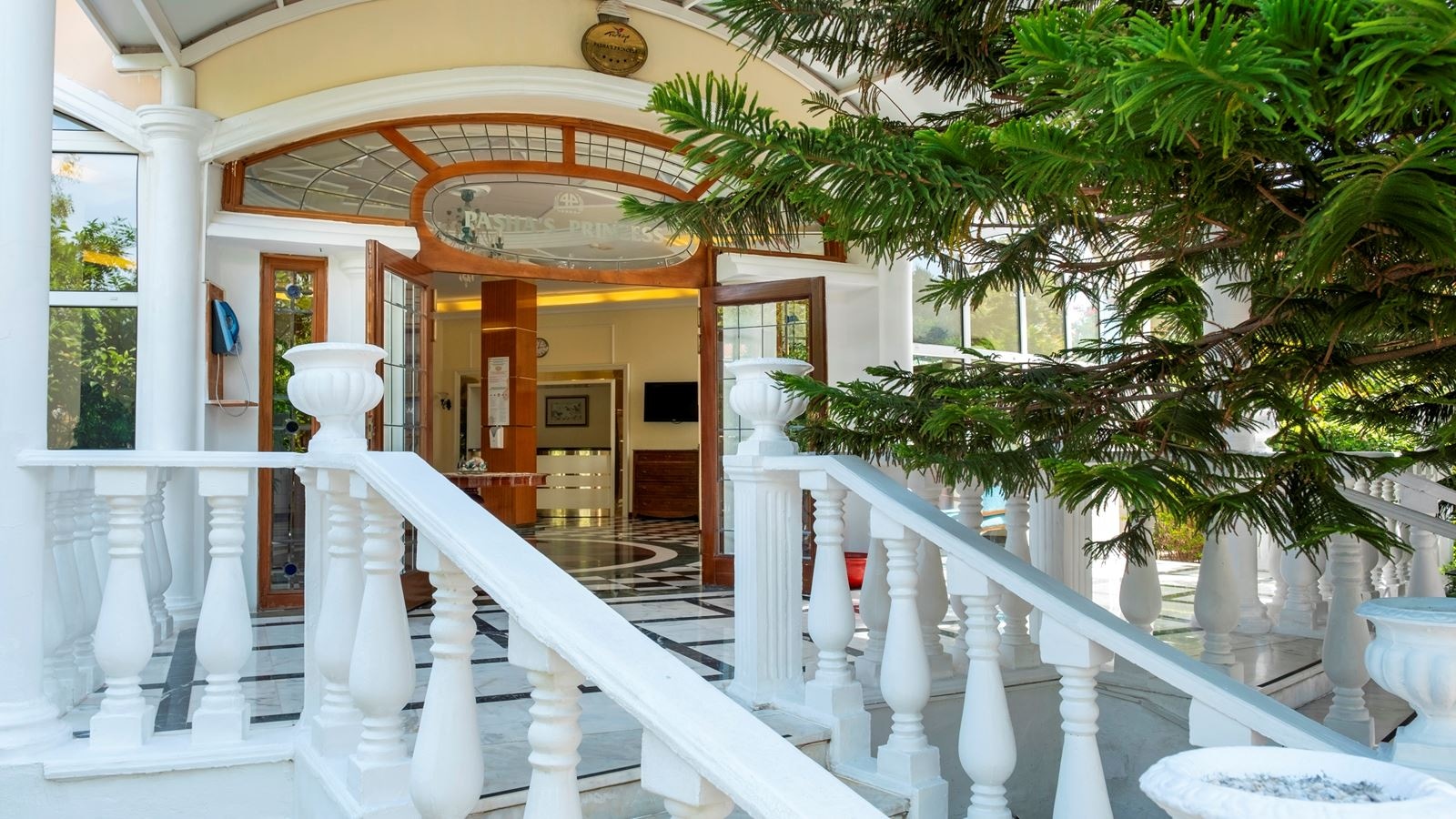 general-main-building