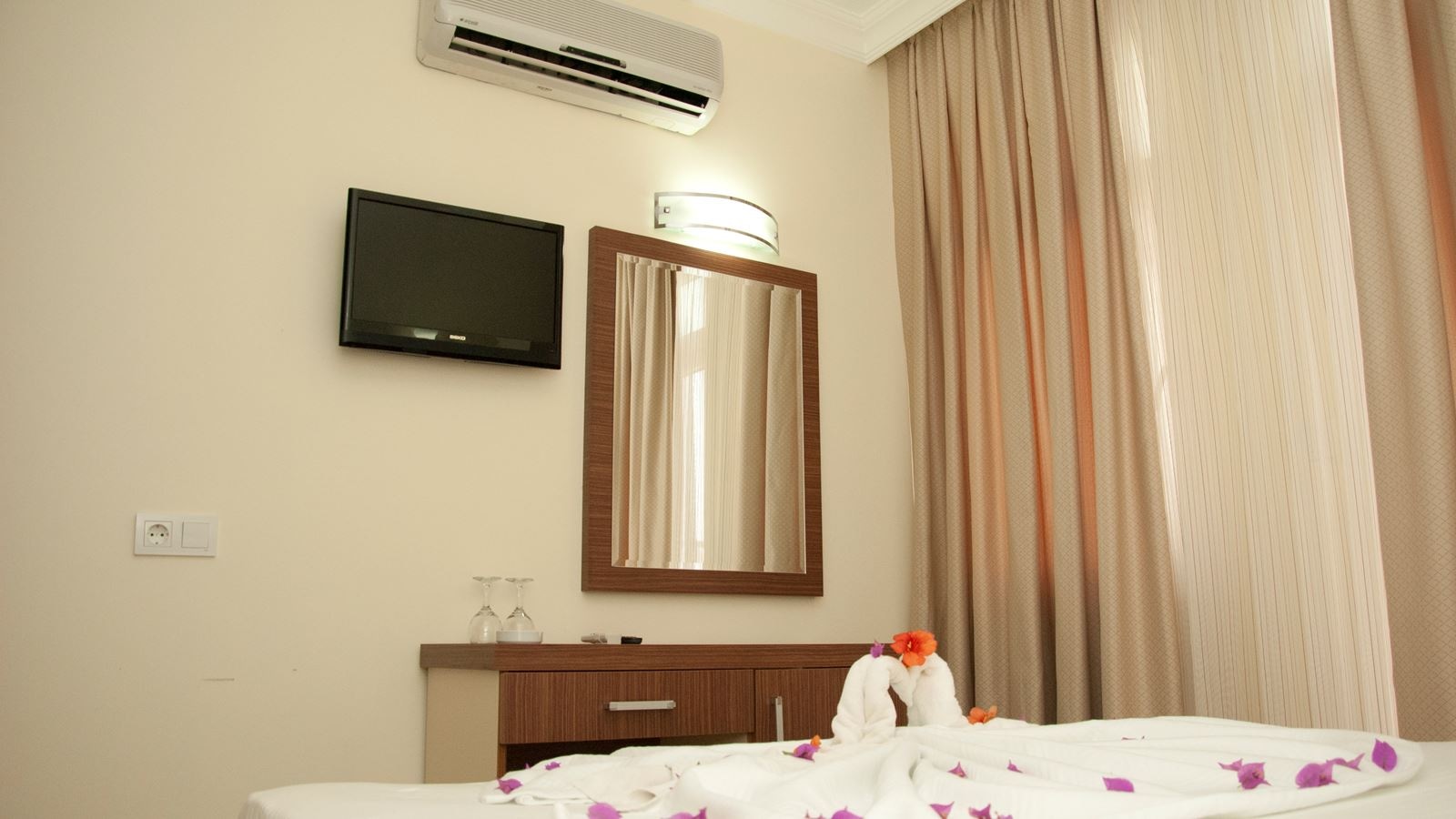 rooms-standart-room-with-balcony