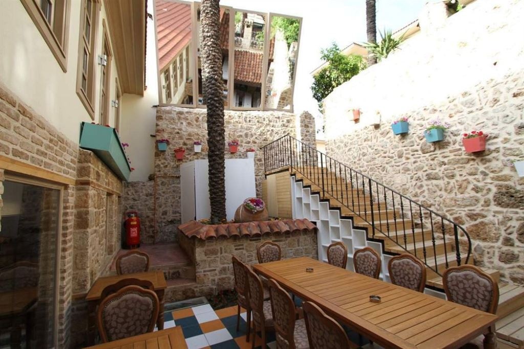 general-main-building