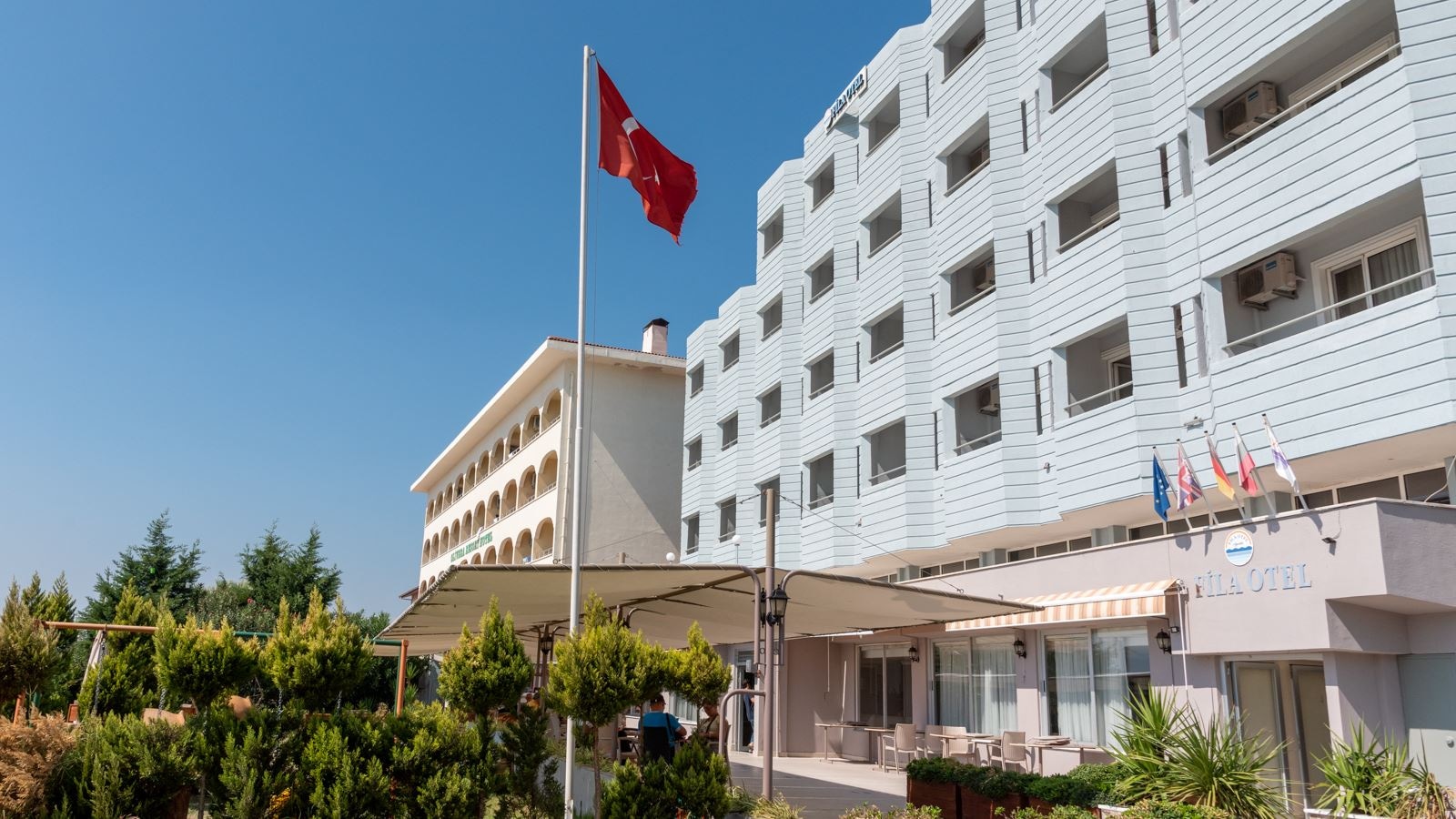 general-main-building