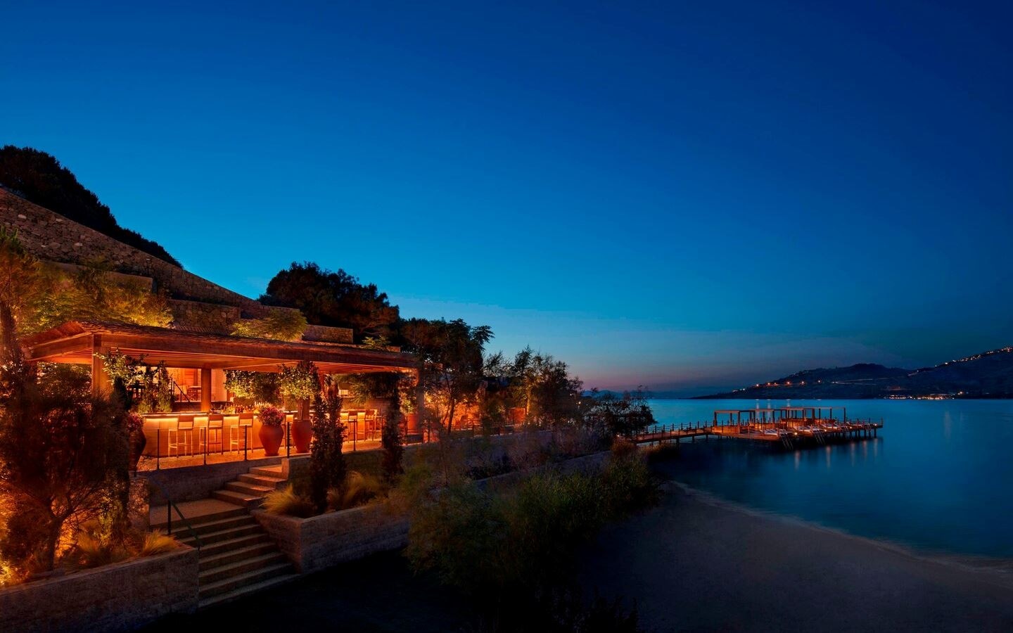 restaurants-beach-club