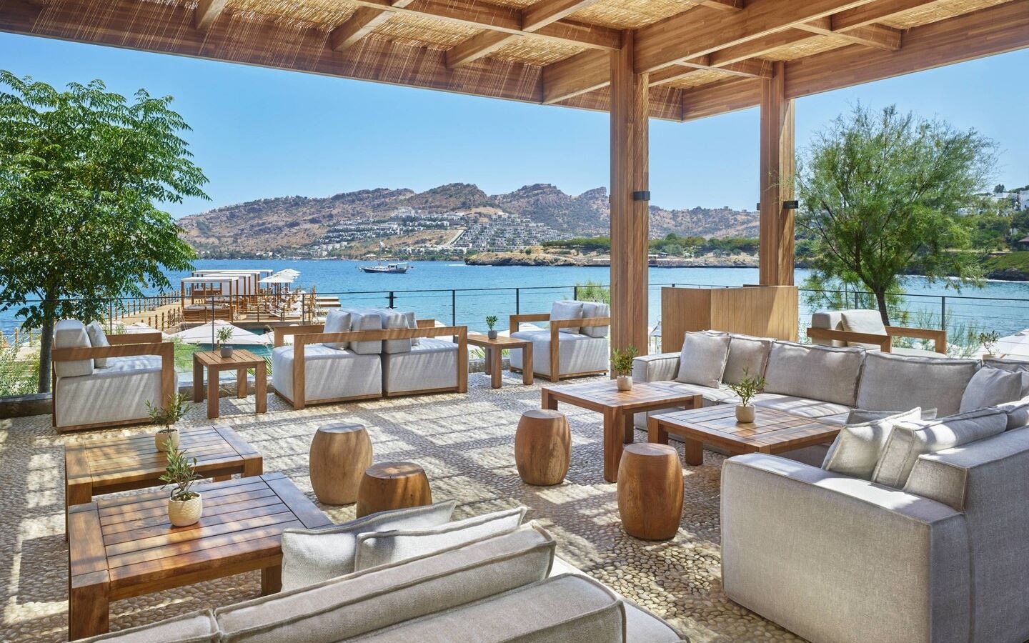 restaurants-beach-club