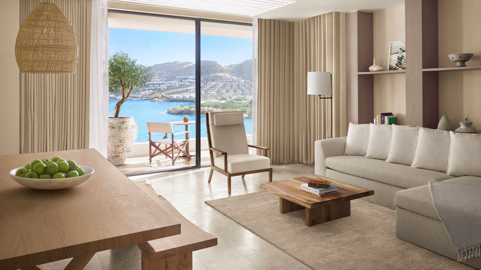 rooms-loft-sea-view-suite