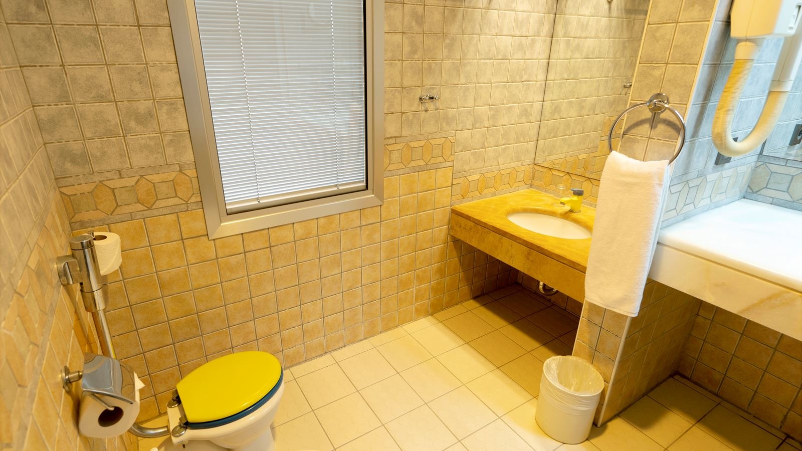 rooms-standard-garden-view-with-balcony