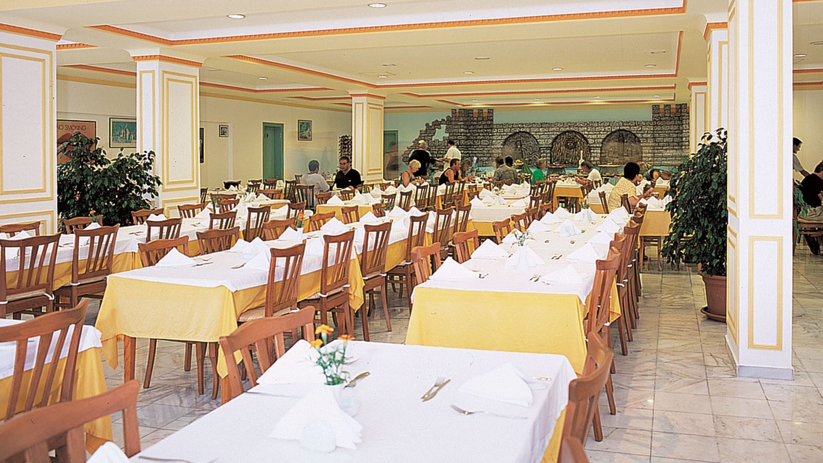 restaurants-main-restaurant