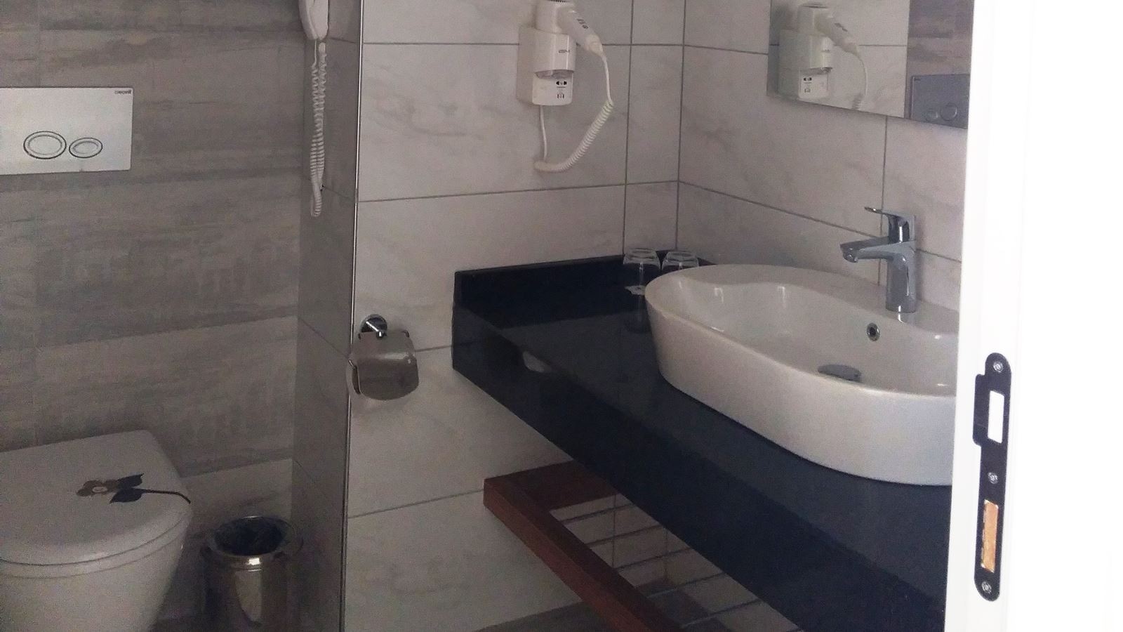 rooms-b-block-standard-room-side-sea-view-with-balcony