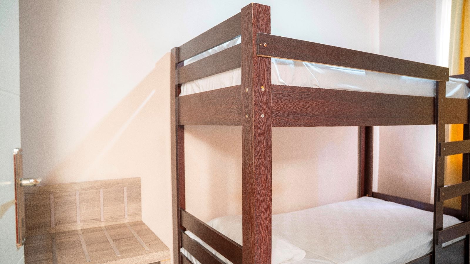 rooms-club-2-bedroom