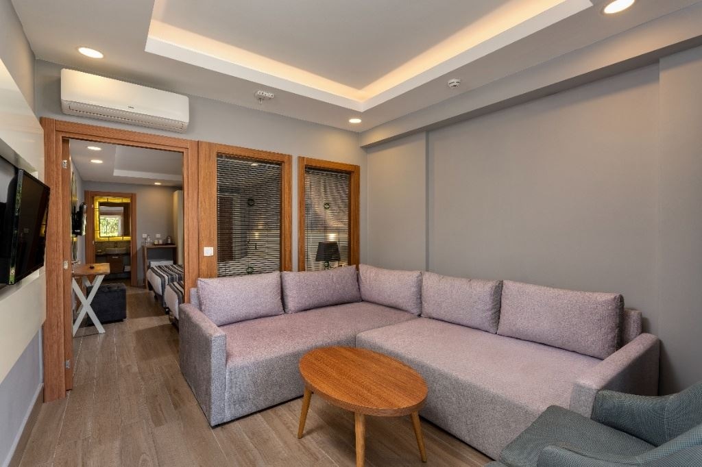 rooms-superior-garden-room