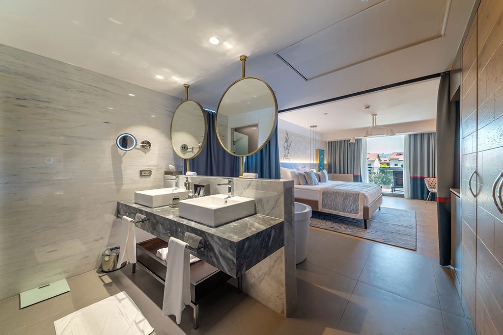 rooms-superior-junior-suite