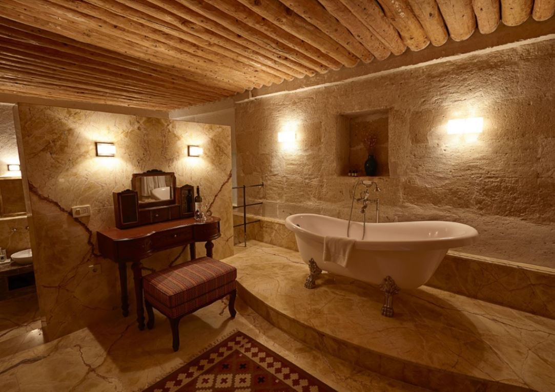 rooms-chapelle-king-suite