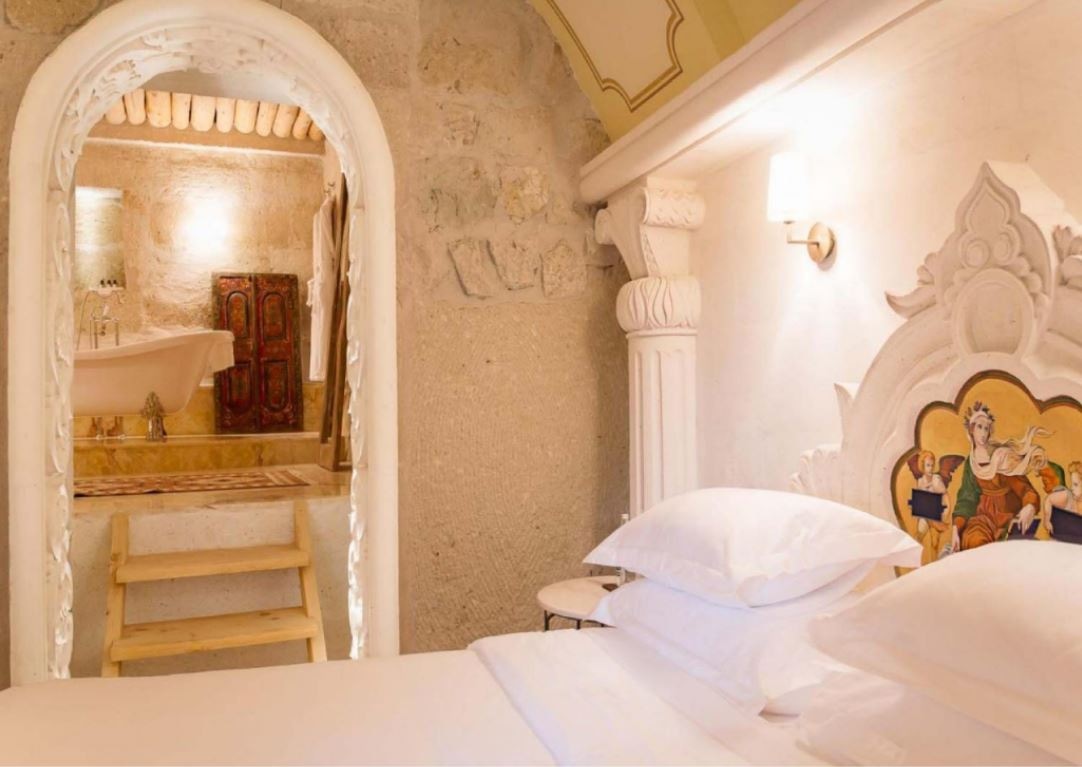 rooms-chapelle-king-suite