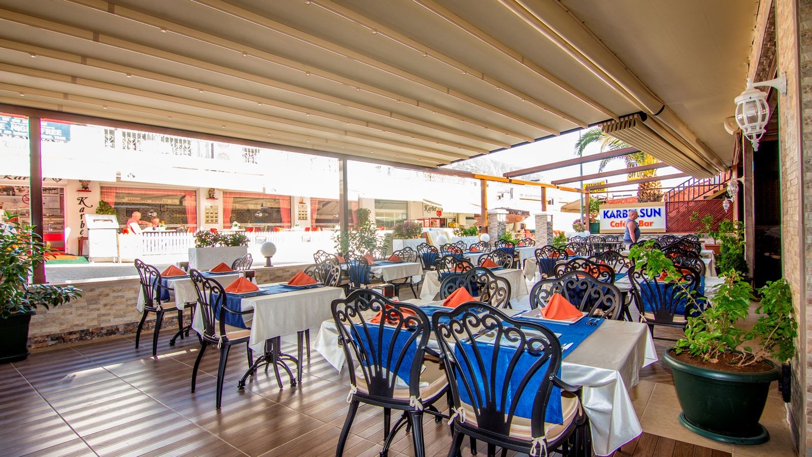 restaurants-karbel-sun-alacarte-restaurant